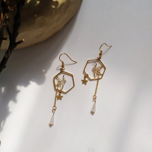 💕Last one Origami crane Dangle Earrings - Picture 6 of 7